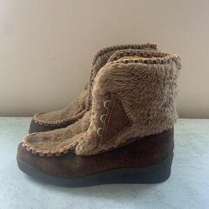 Bootie‎ Slippers Women's 7 Faux Shearling Indoor Outdoor Yodelere Vintage NWOT*
